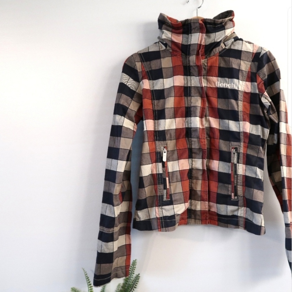Size S Bench womens light jacket